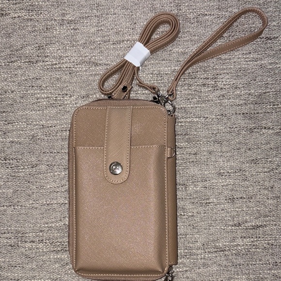 Crossbody wristlet, wallet and phone case NWOT - Picture 1 of 4